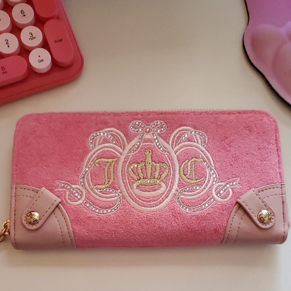 Juicy Couture Daydreamer Wallet